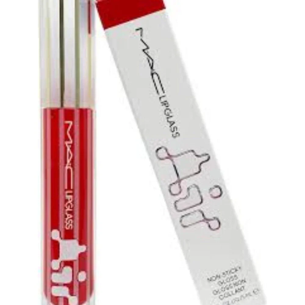 MAC MAC Lipglass Air Non-sticky Gloss Color: Talented (.17 Fl Oz / 5 ml)